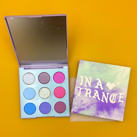 In A Trance- Colourpop Pressed Powered Palette - Picture 1 of 3